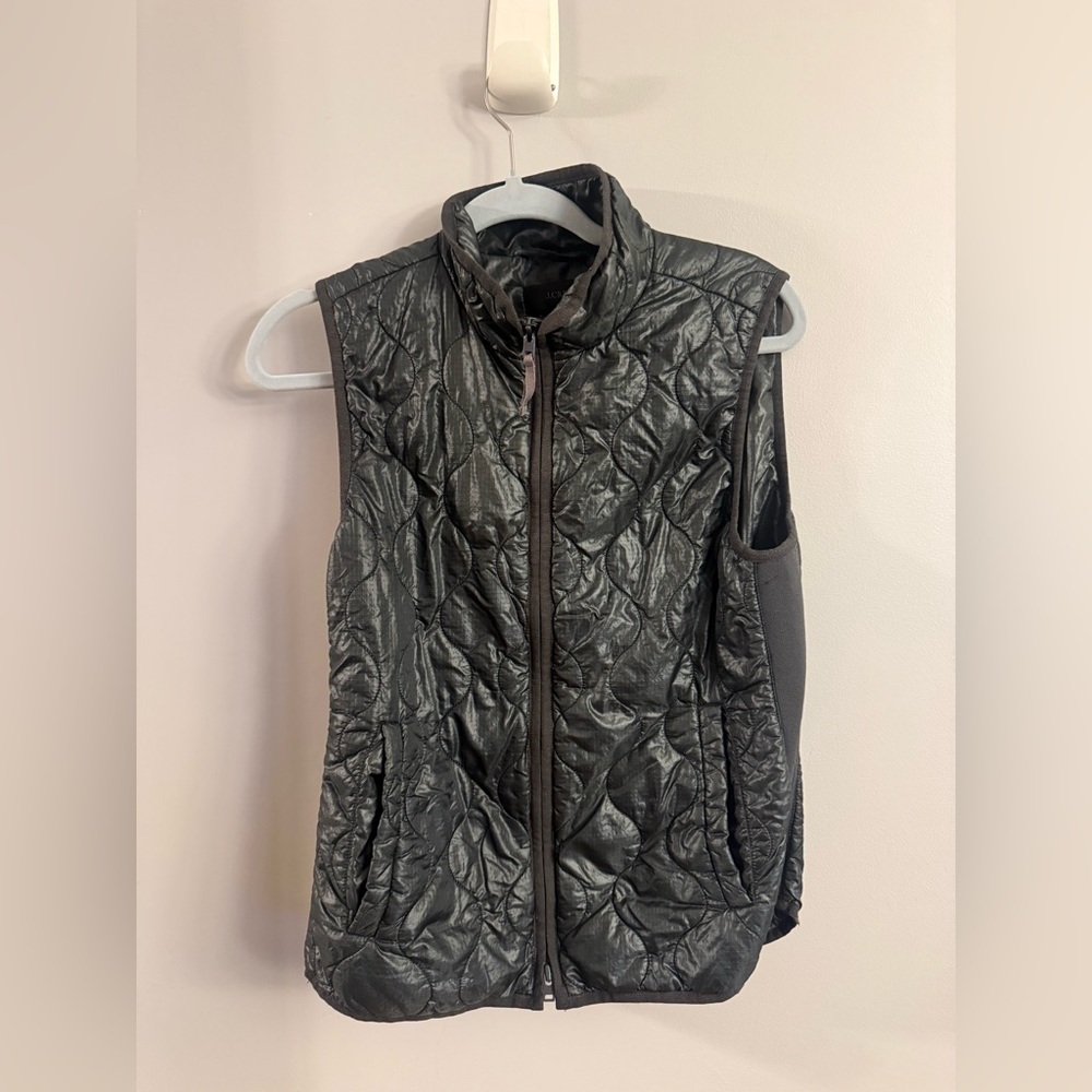 J.Crew Black Quilted Puffer Vest Stretch Side Panels Lightweight Zip Front
